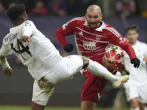 Brest twice come from behind to salvage Ligue 1 draw