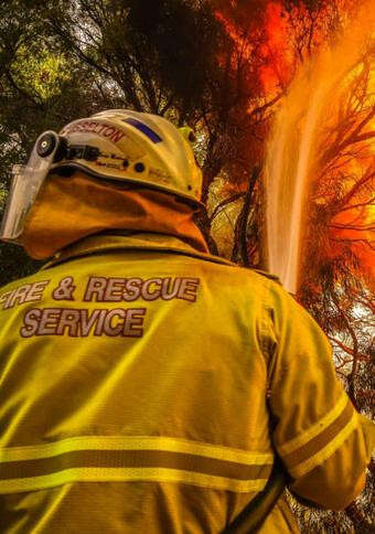 ‘Dodged a bullet’: Dunsborough bushfire affected thousands