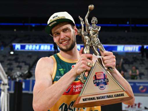 JackJumpers skipper Steindl calls time on NBL career