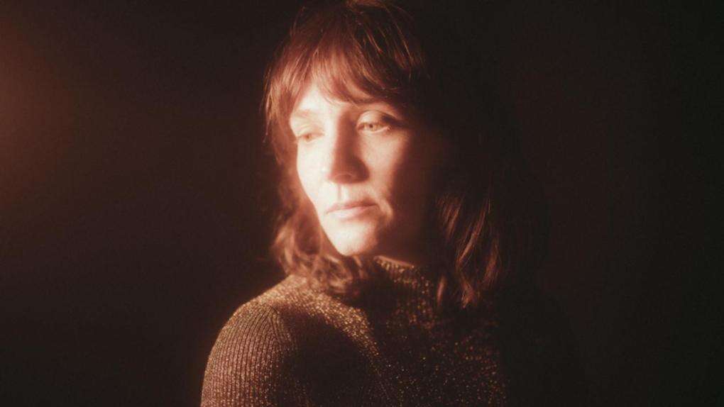 Moving mountains, Sarah Blasko comes to the country