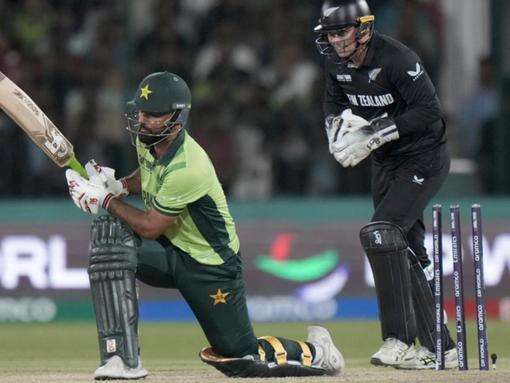 Hosts Pakistan suffer big Champions Trophy injury blow