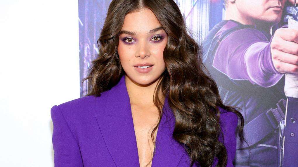 Hailee Steinfeld struggles to 'cut through the noise' on social media