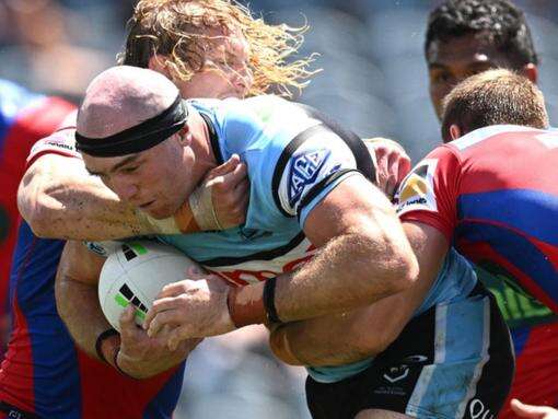 Sharks get creative in bid to keep Hazelton at Cronulla