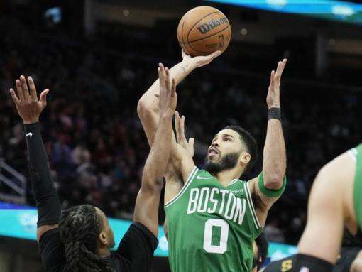 Celtics flex muscles to win battle of NBA heavyweights