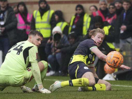 Man City advance after FA Cup scare from Leyton Orient