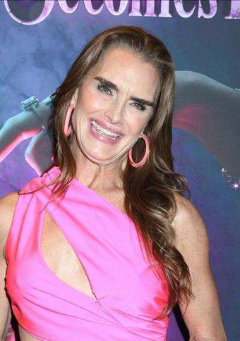 Brooke Shields reveals how she 'made it through' teenage fame: 'Everybody is shocked...'