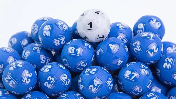Lotto FRENZY as Powerball hits huge jackpot