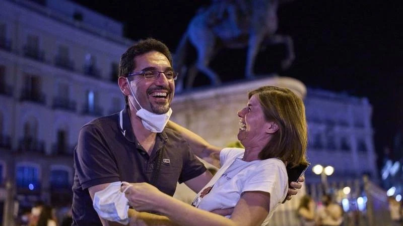 Spain ends outdoor mask rule after 1 year
