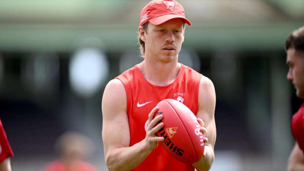 Swans skipper Mills puts hand up for grand final return