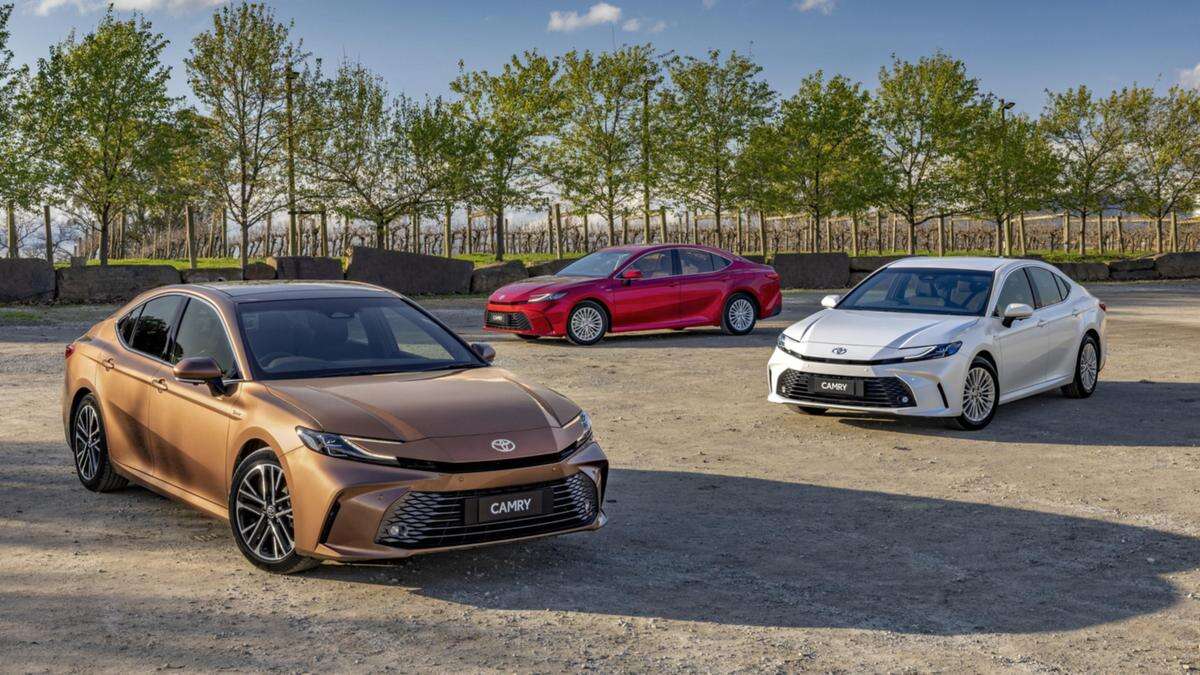 2025 Toyota Camry price and specs