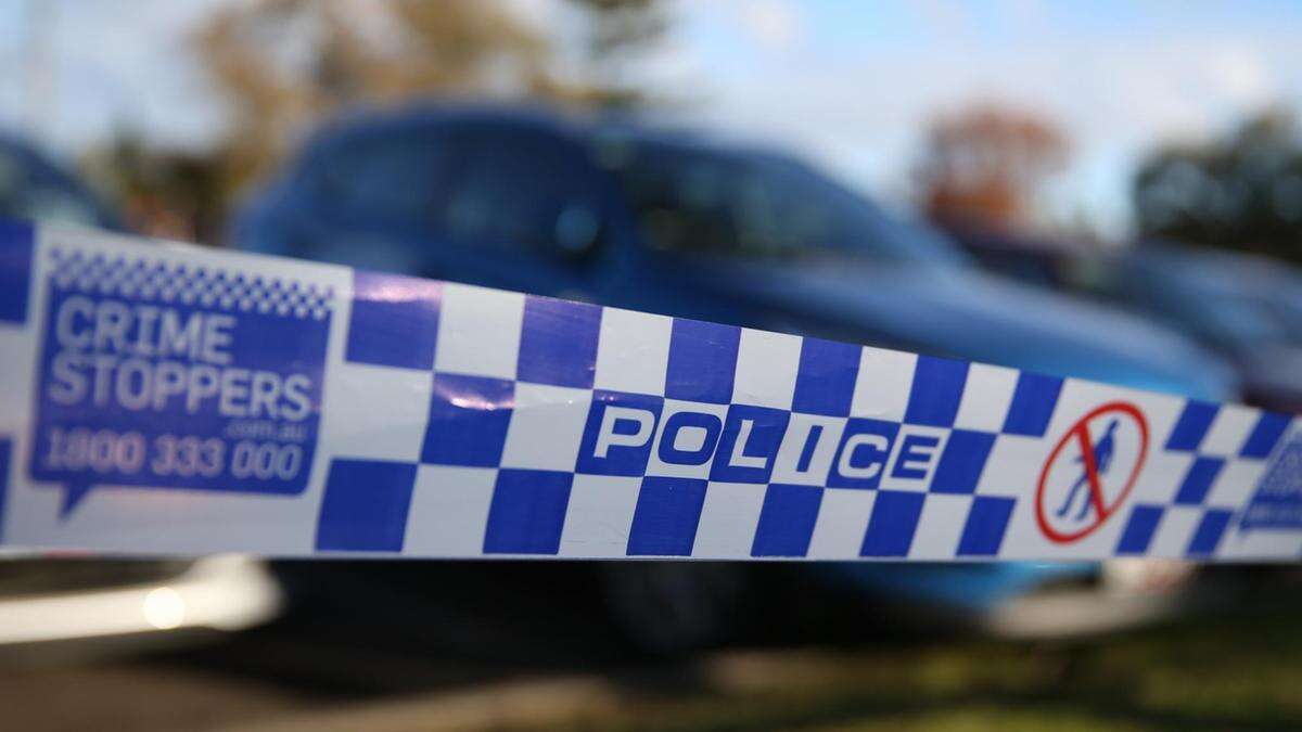 breakingTeen reportedly stabbed in Aussie shopping centre