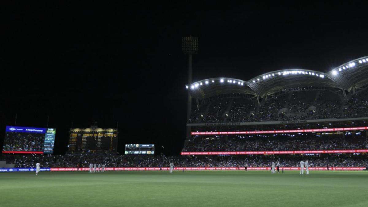 'Switching issue' causes Adelaide Oval power outage