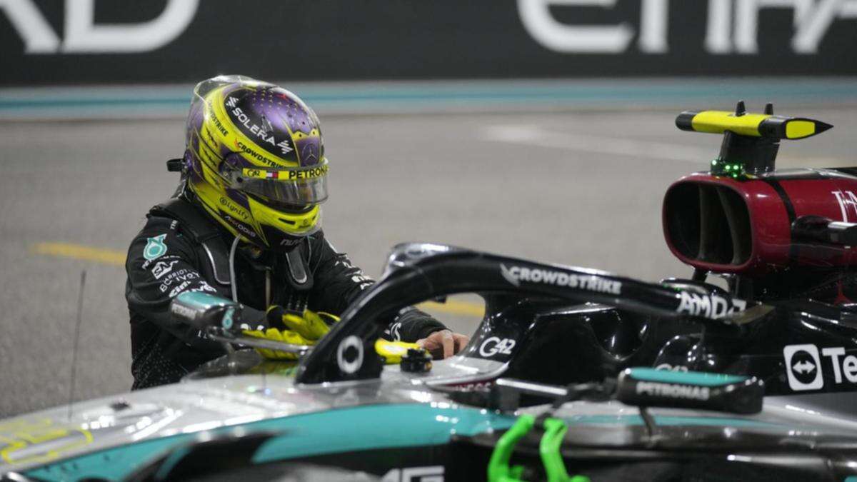 Emotional Hamilton leaves Mercedes with one more memory