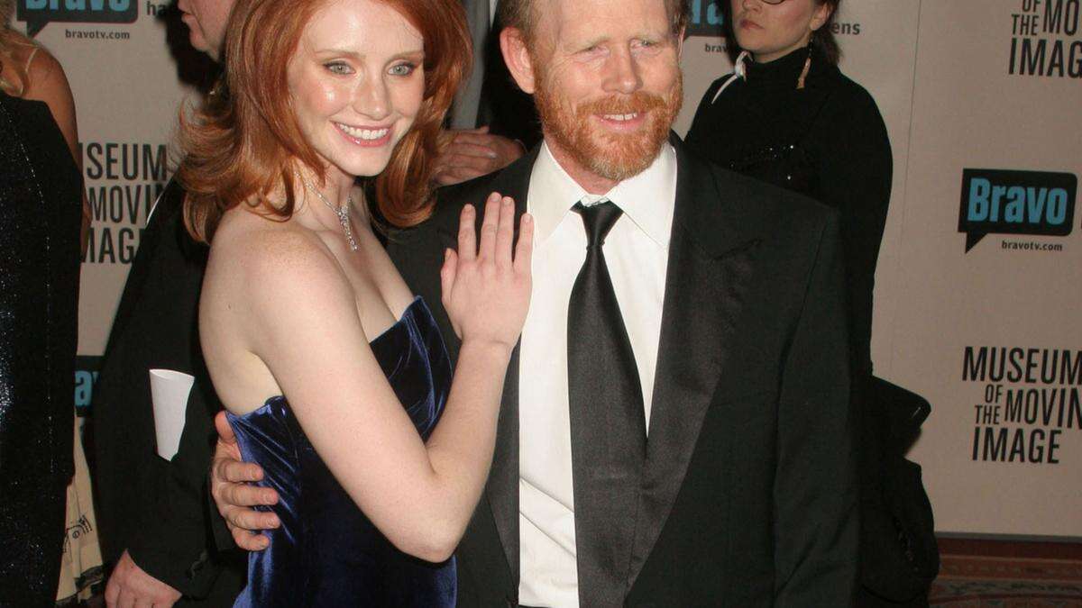 Bryce Dallas Howard 'very badly' wants to work with filmmaker father Ron Howard