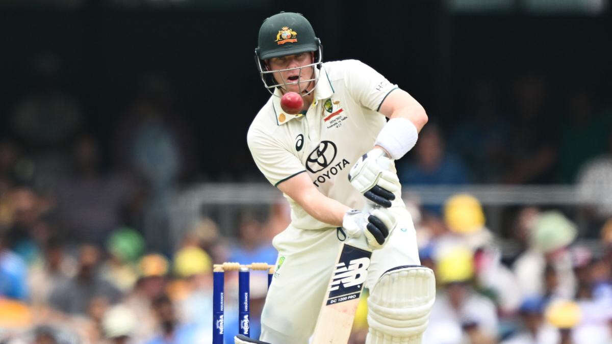 Smith back among runs as Aussies build in Brisbane