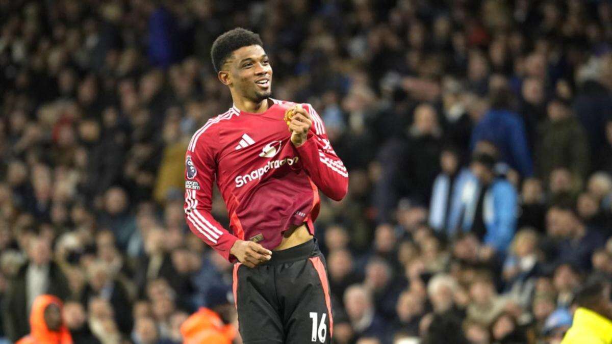 Man Utd earn remarkable 2-1 comeback win in City derby