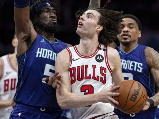 Giddey helps Bulls charge to third straight NBA win