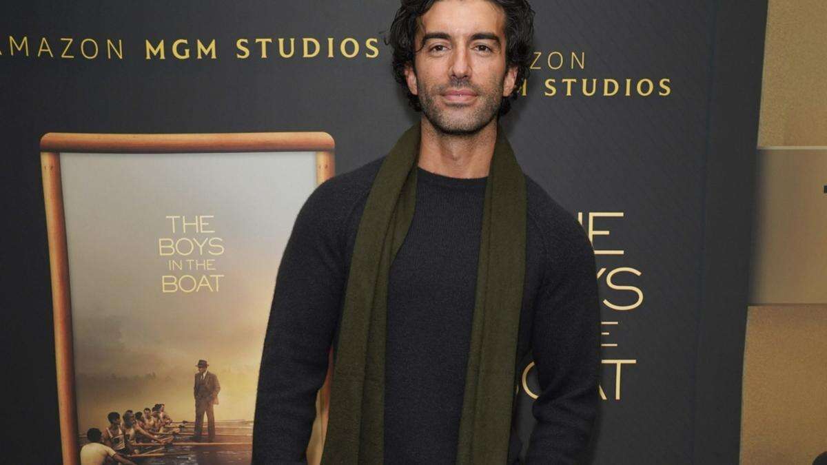 Justin Baldoni's podcast co-host quitz