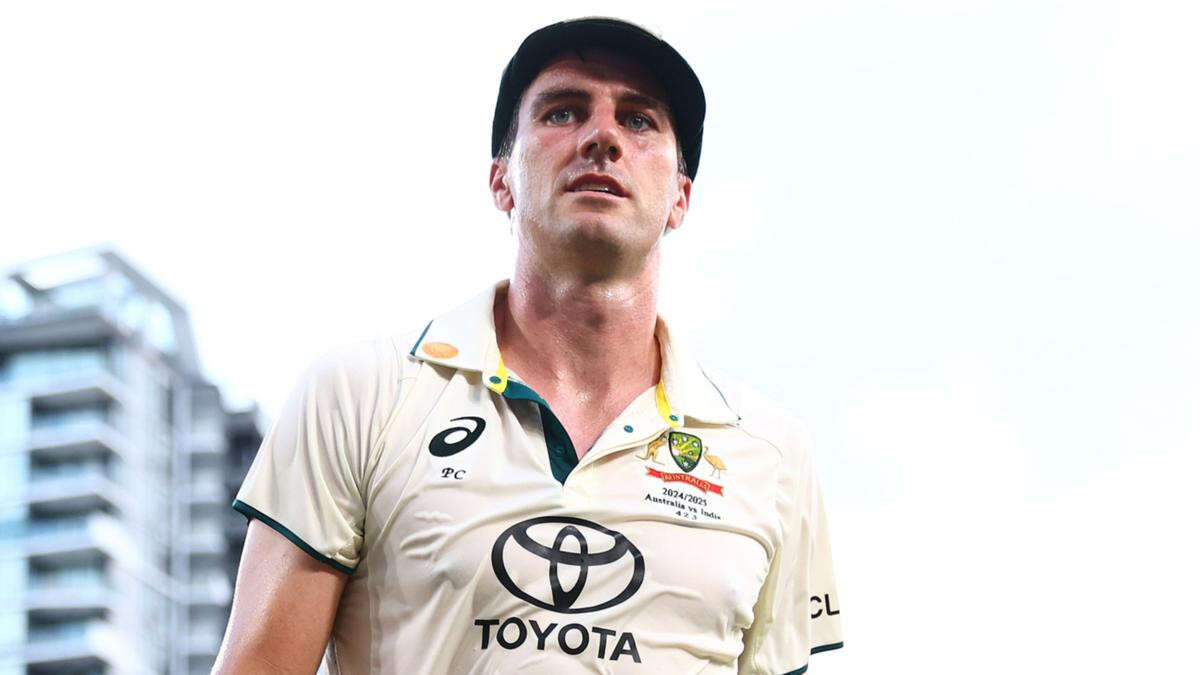 liveFollow live: Can Aussies produce final-day Test miracle?