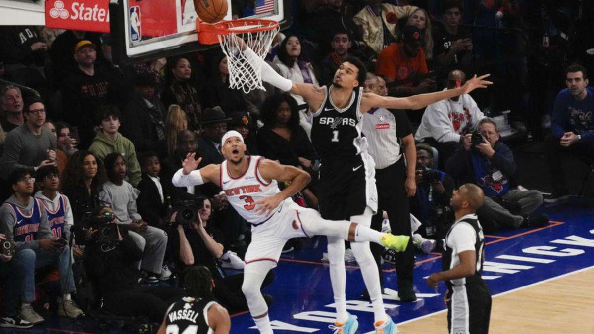 Knicks defy Wemby's monster Xmas debut to edge Spurs