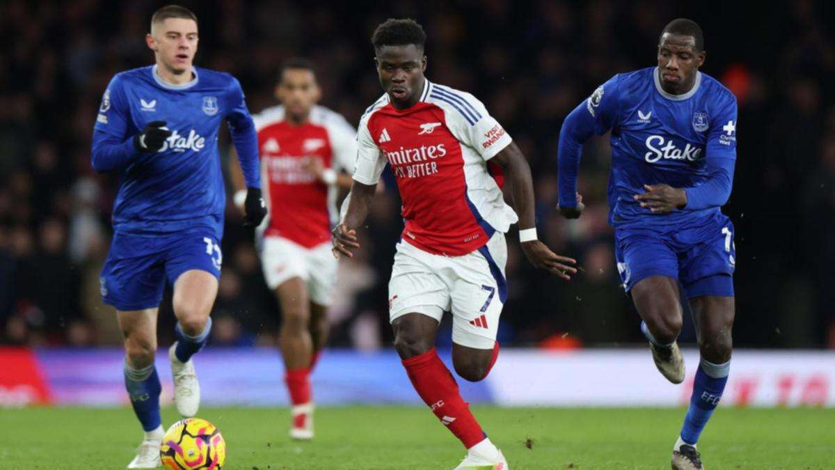 Arsenal's Saka out for 'many weeks' with hamstring blow