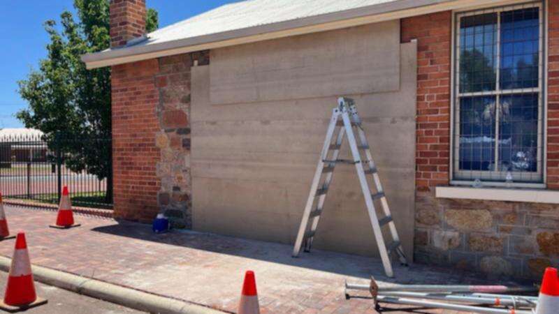 Old Courthouse Museum damaged in car crash, two injured