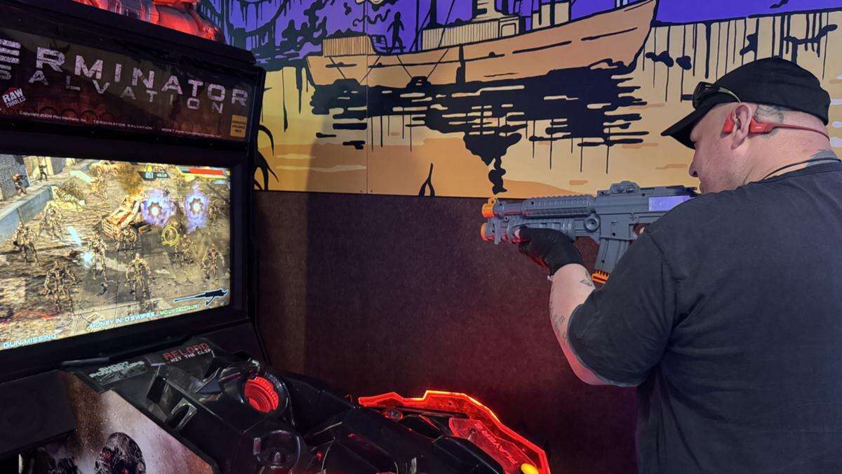 Veterans turning to video games to ease civilian transition