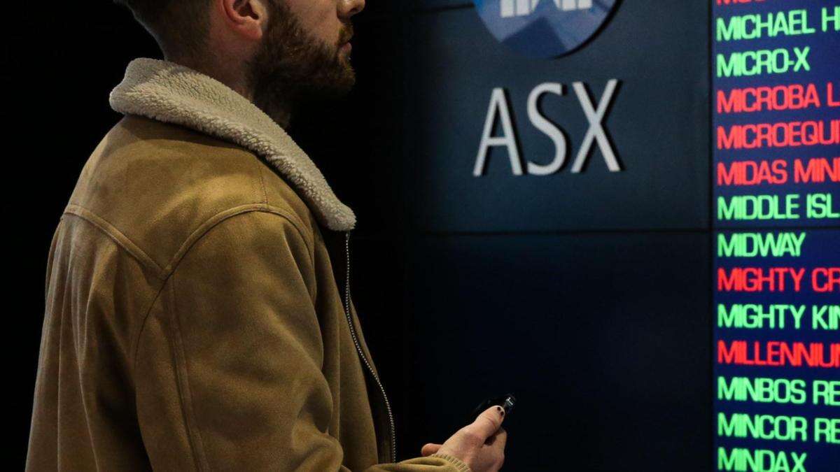 ASX ends flat week slightly up