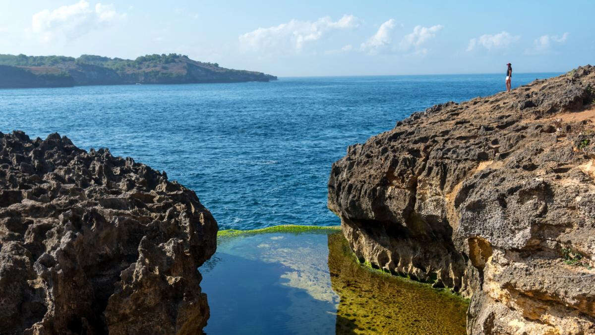 Tourist dies in tragic accident at popular Bali hotspot