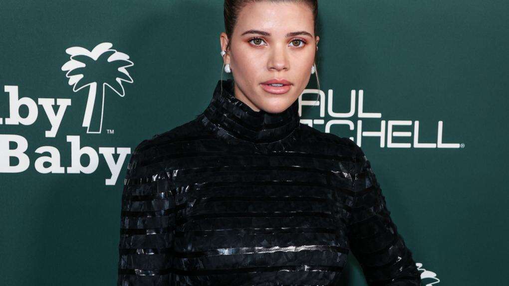 Sofia Richie struggling with pregnancy acne scars