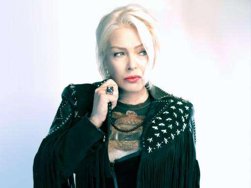 Kim Wilde wants Glastonbury legends slot