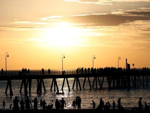 Major cities and inland to swelter in sharp heatwave