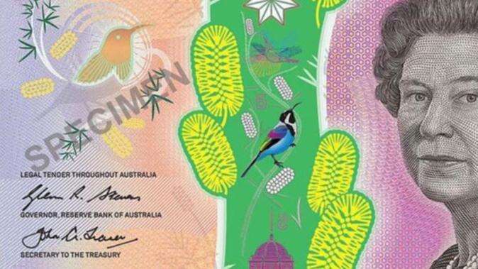 Royals replaced on new $5 Aussie bill