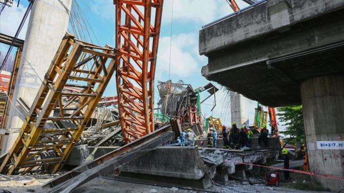 Five killed as Thai road under construction collapses