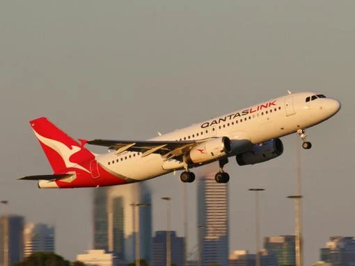opinionWould you arrive at an airport 20 minutes before departure?