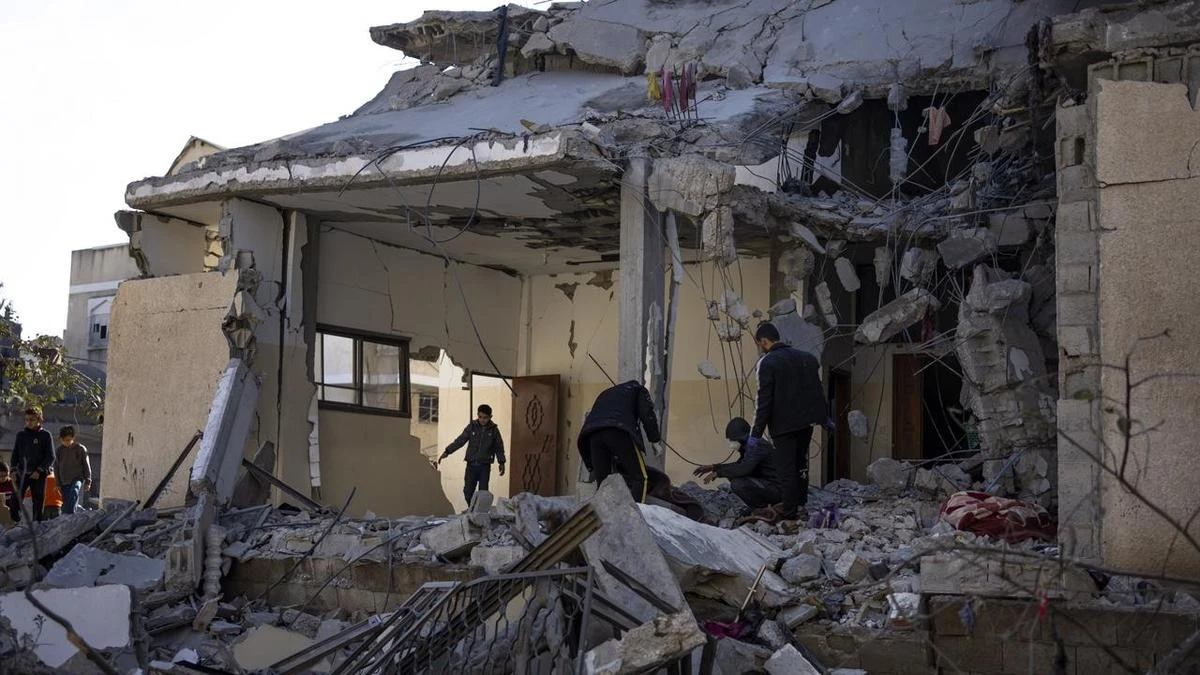 Israel war cabinet member notes 'signs' of hostage deal