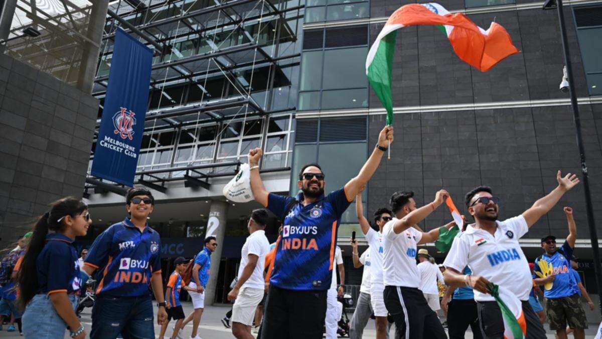 Bumper MCG crowds prompt comparisons to Bradman era