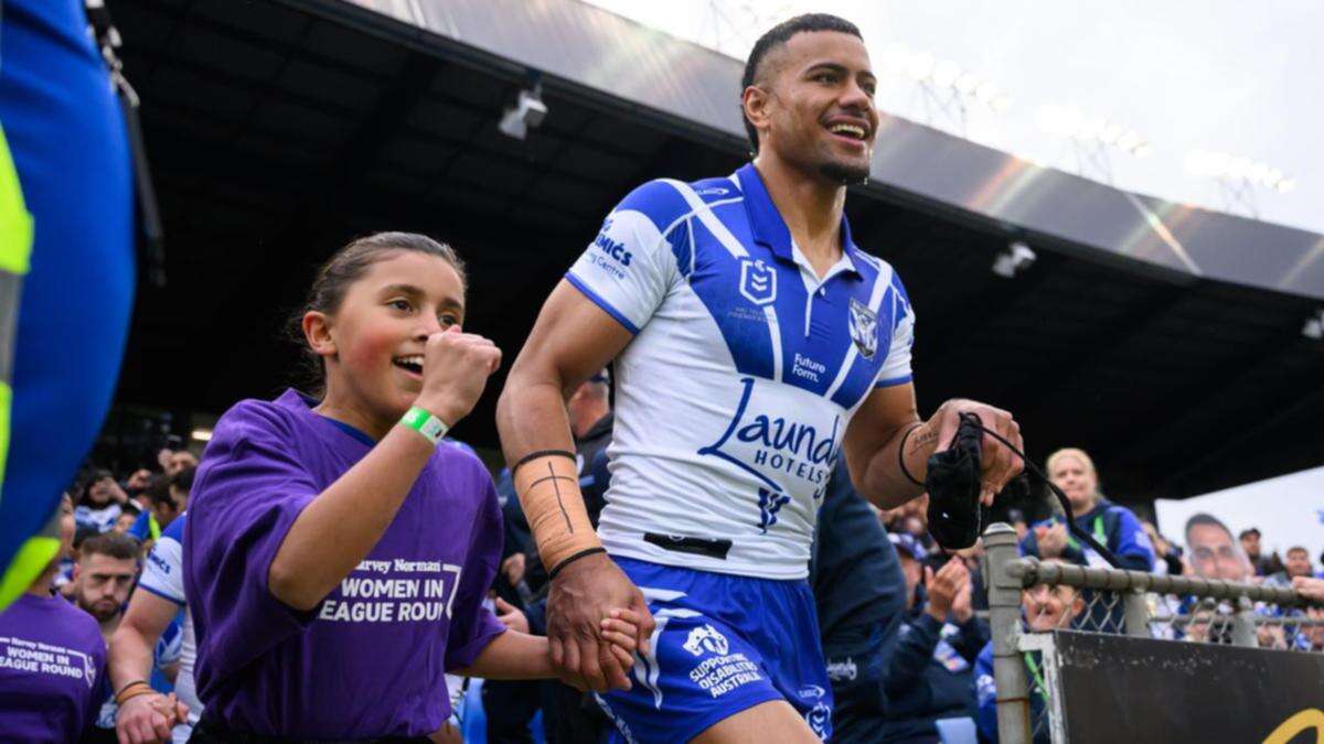 Bulldogs duo in race for rare Dally M double