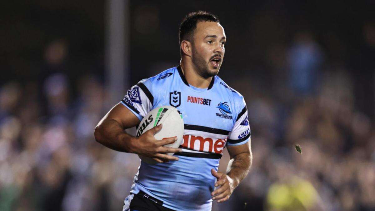 Sharks lose hamstrung half Trindall for Titans clash