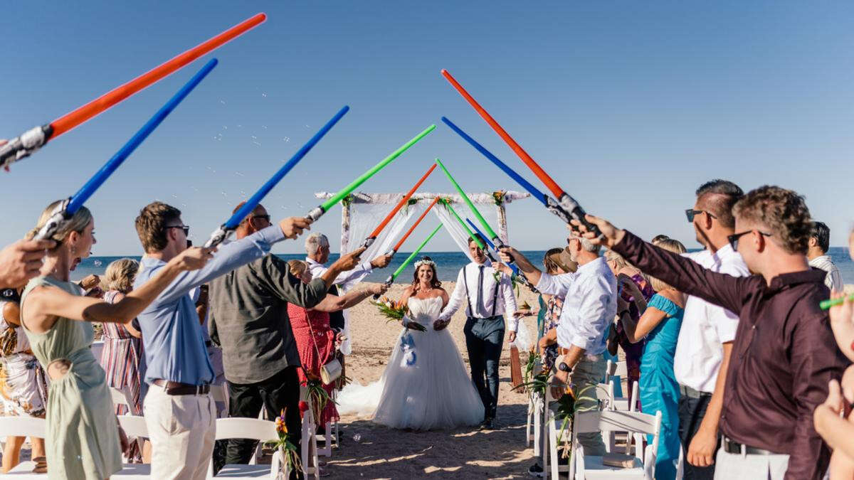 Couple tie the knot in Exmouth with Star Wars-themed wedding