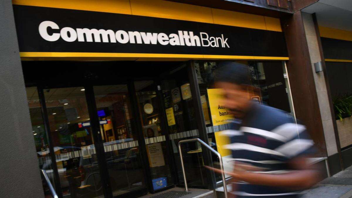 Commonwealth Bank profit dips to $9.5b, raises dividend