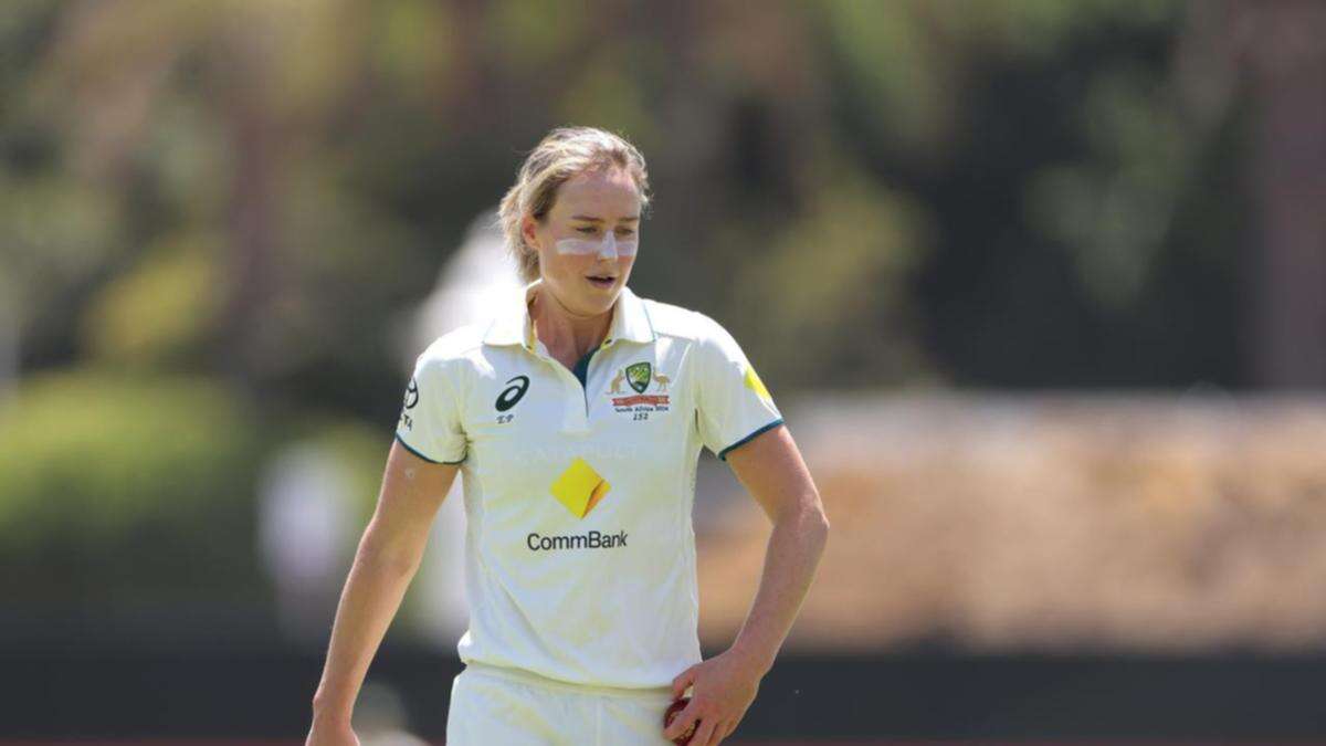 Ellyse Perry shines again as Phoenix claim Hundred win