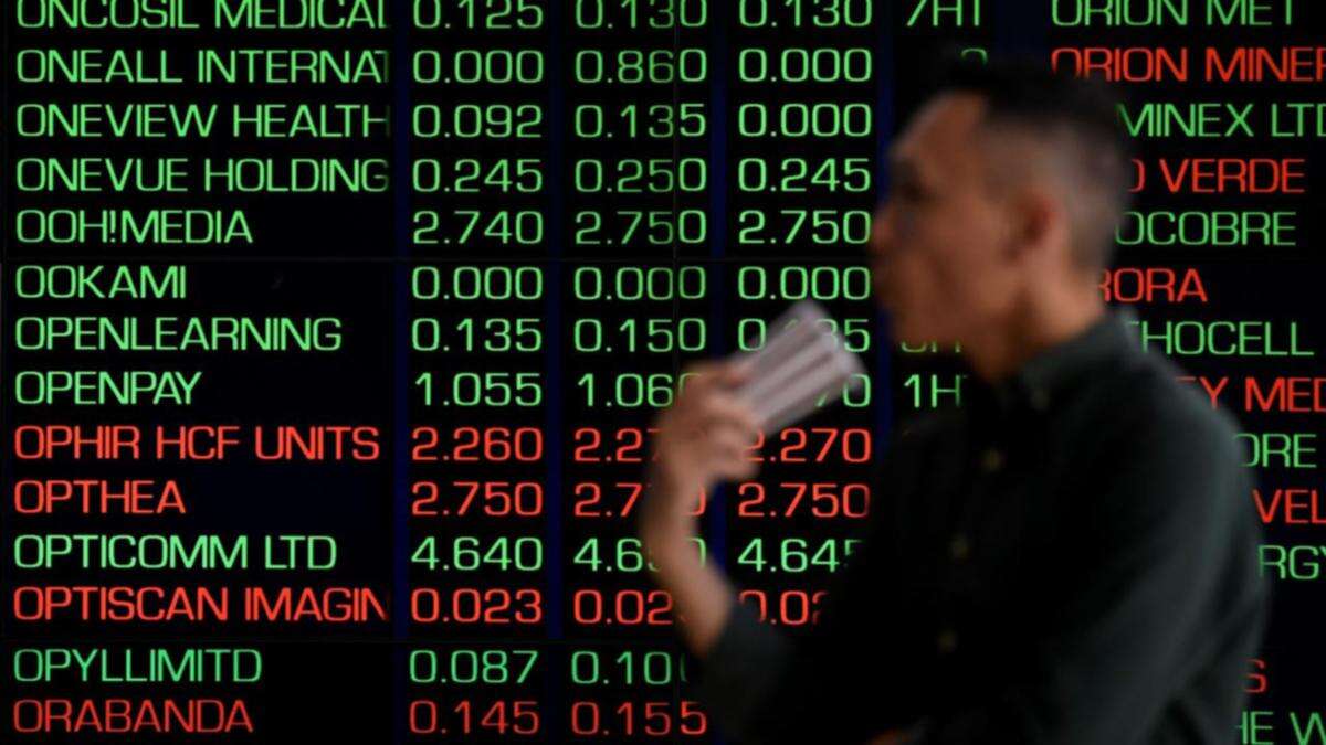 Aussie shares move higher again as dip-buyers step in