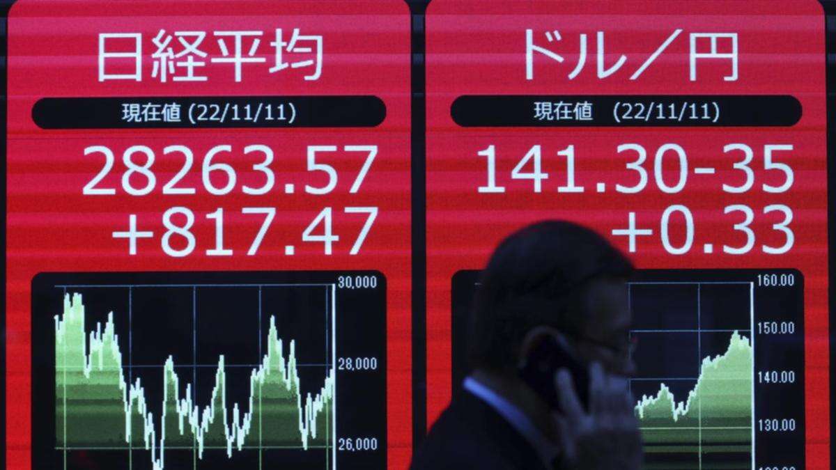 Japanese stocks soar as wider markets bounce