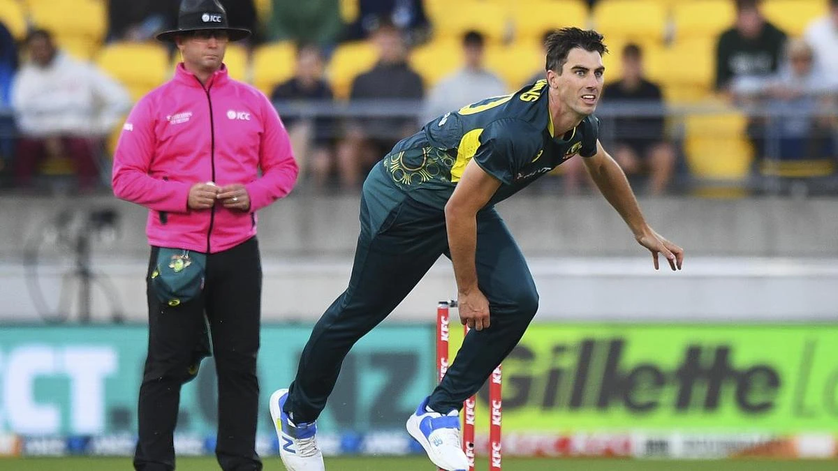 Cummins back as Australia bat first against England