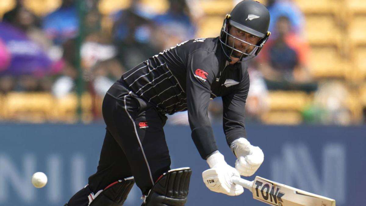 New Zealand's Devon Conway opts for casual contract