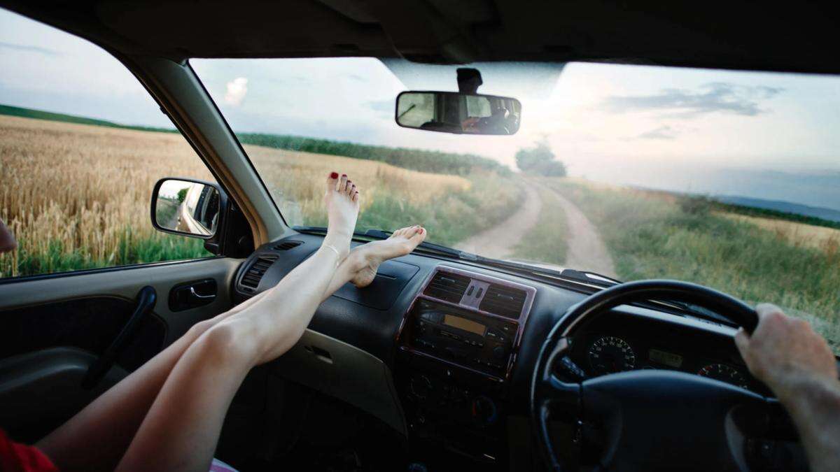 Is it illegal to put your feet up on your dashboard?