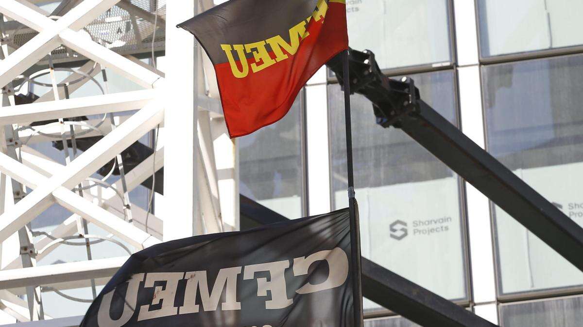 ‘No time’: Minister’s urgent CFMEU plea