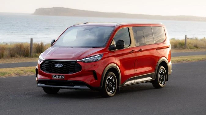 2025 Ford Tourneo Active review