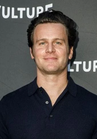 Jonathan Groff relieved he wasn't 'pushed' to come out